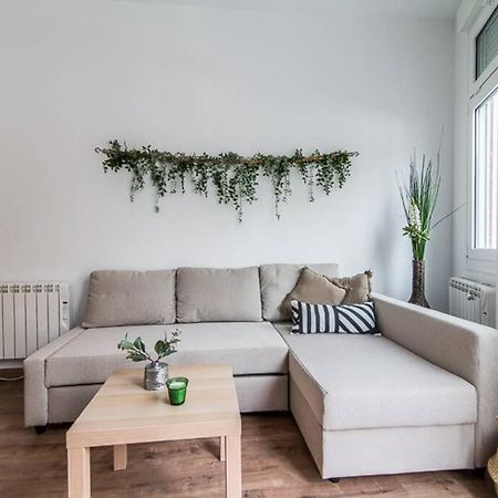 #15Pin-1 Apartamento De Un Dormitorio En Tetuan Madrid Extérieur photo